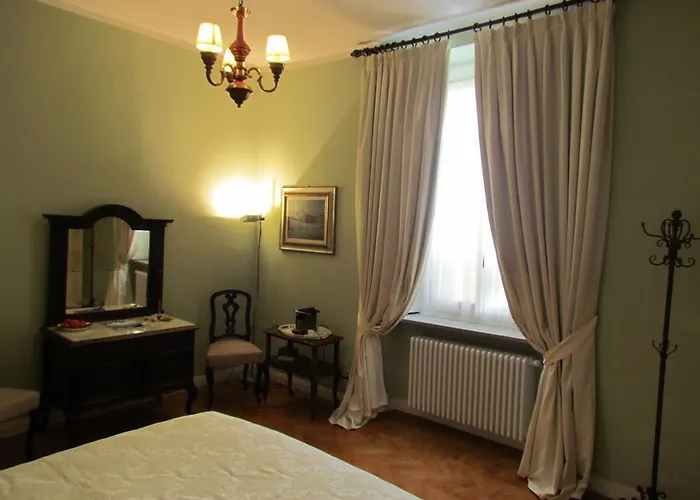 Frühstückspension Al Porticciolo Di Sant'agostino 4*