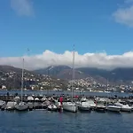 לינה וארוחת בוקר Al Porticciolo Di Sant'agostino 4*
