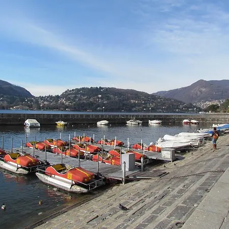 Al Porticciolo Di Sant'agostino 4* كومو
